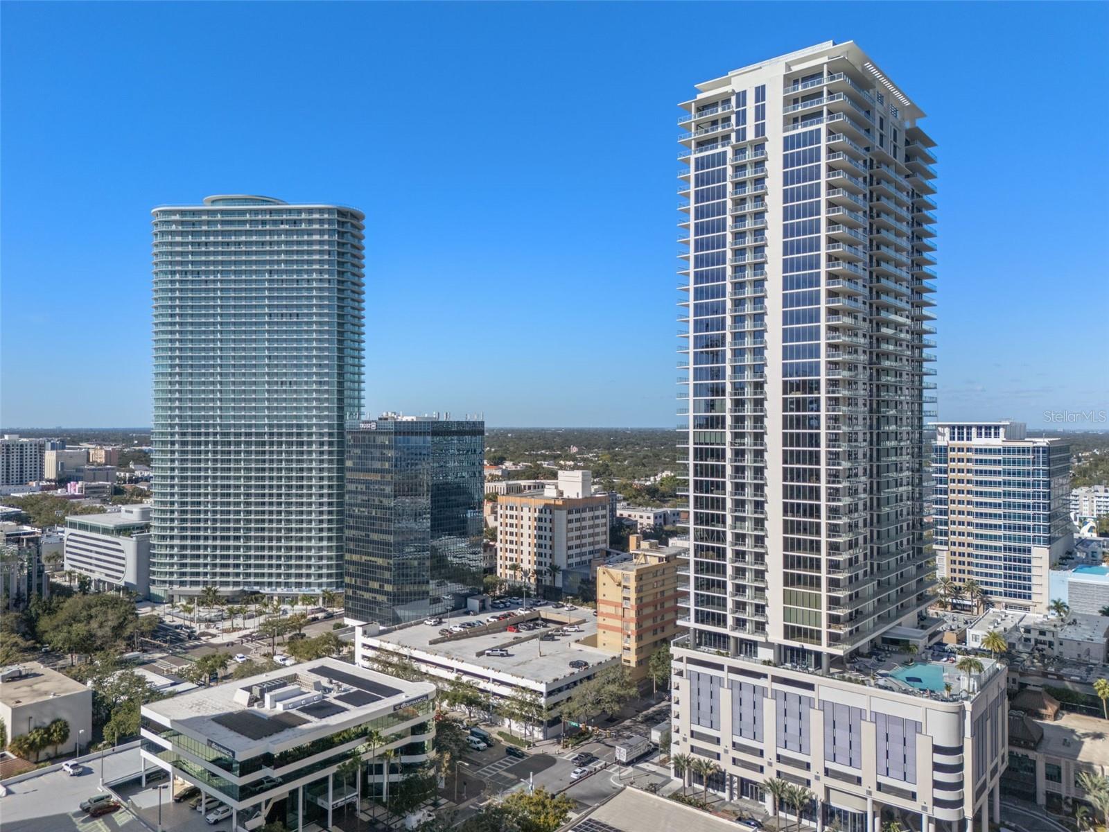 ART HOUSE A CONDOMINIUM UNIT 1001 - Residential