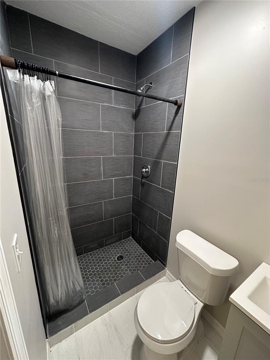 MEADOW WOODS VILLAGE 08 - Residential Lease