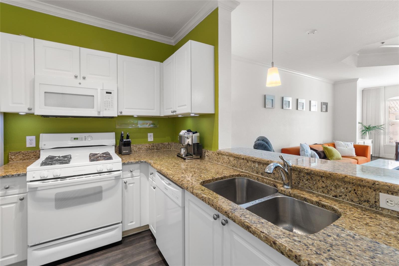 GRAND VENEZIA AT BAYWATCH CONDO - Residential