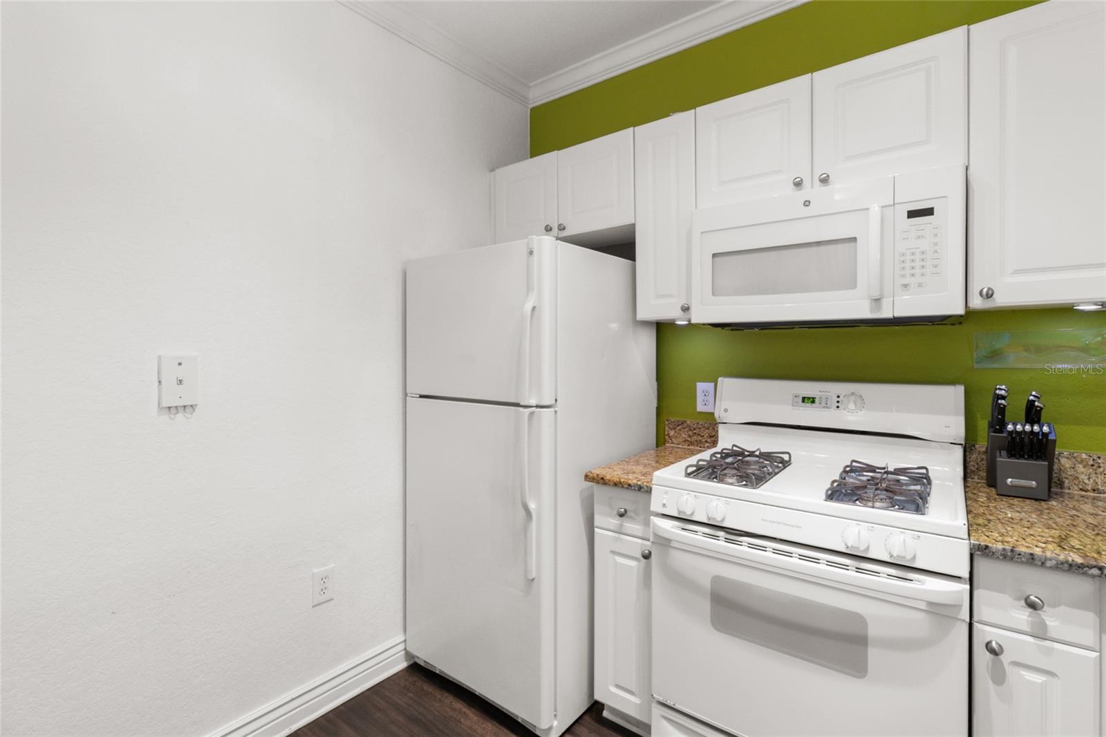 GRAND VENEZIA AT BAYWATCH CONDO - Residential