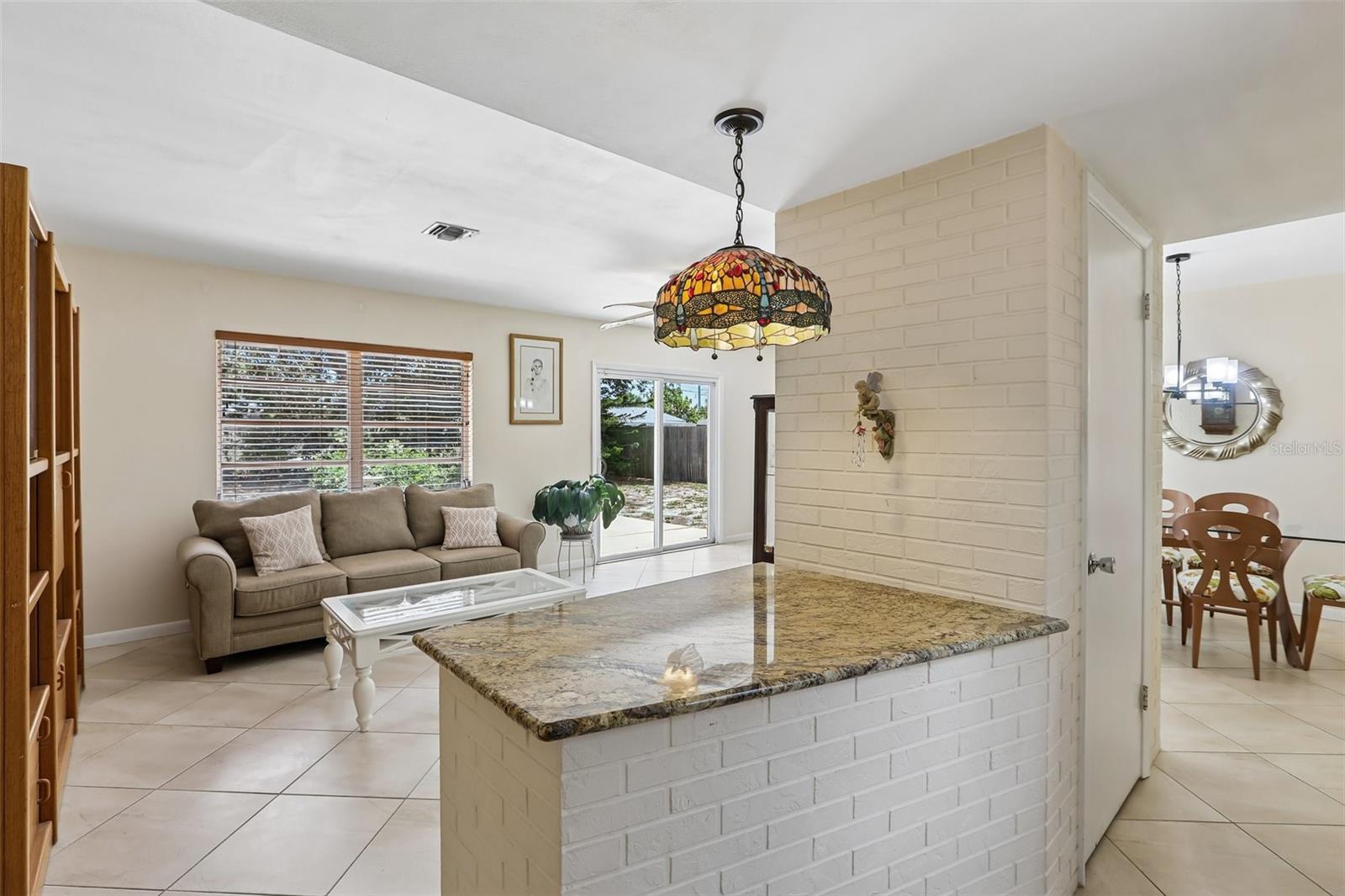 RICHMOND HILL - Residential