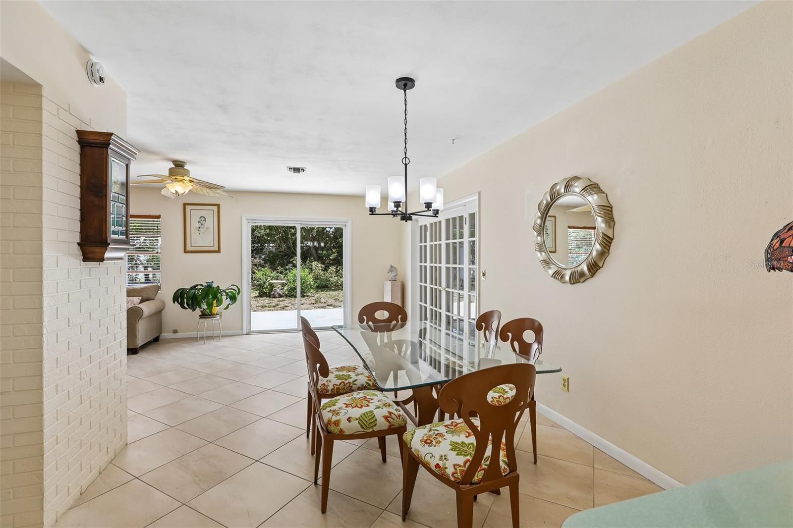 RICHMOND HILL - Residential