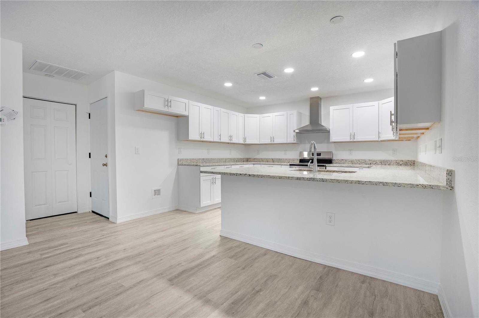 BERKELEY TOWNSITE OF - Residential