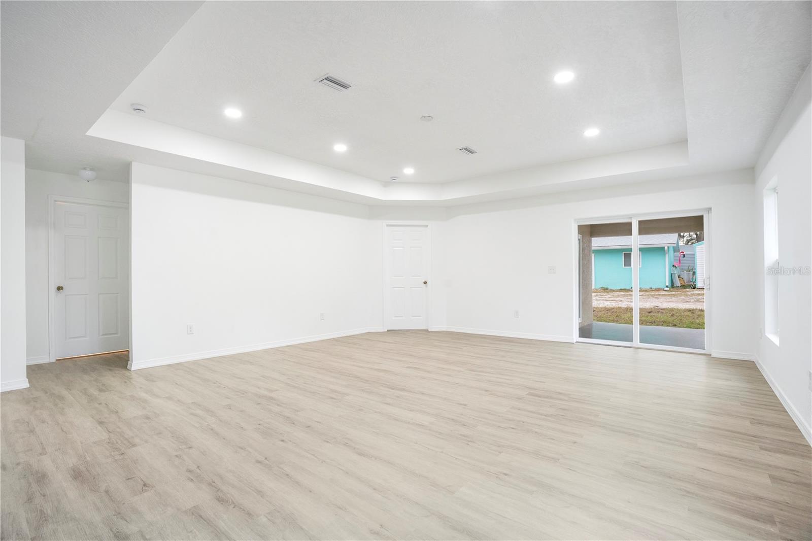 BERKELEY TOWNSITE OF - Residential