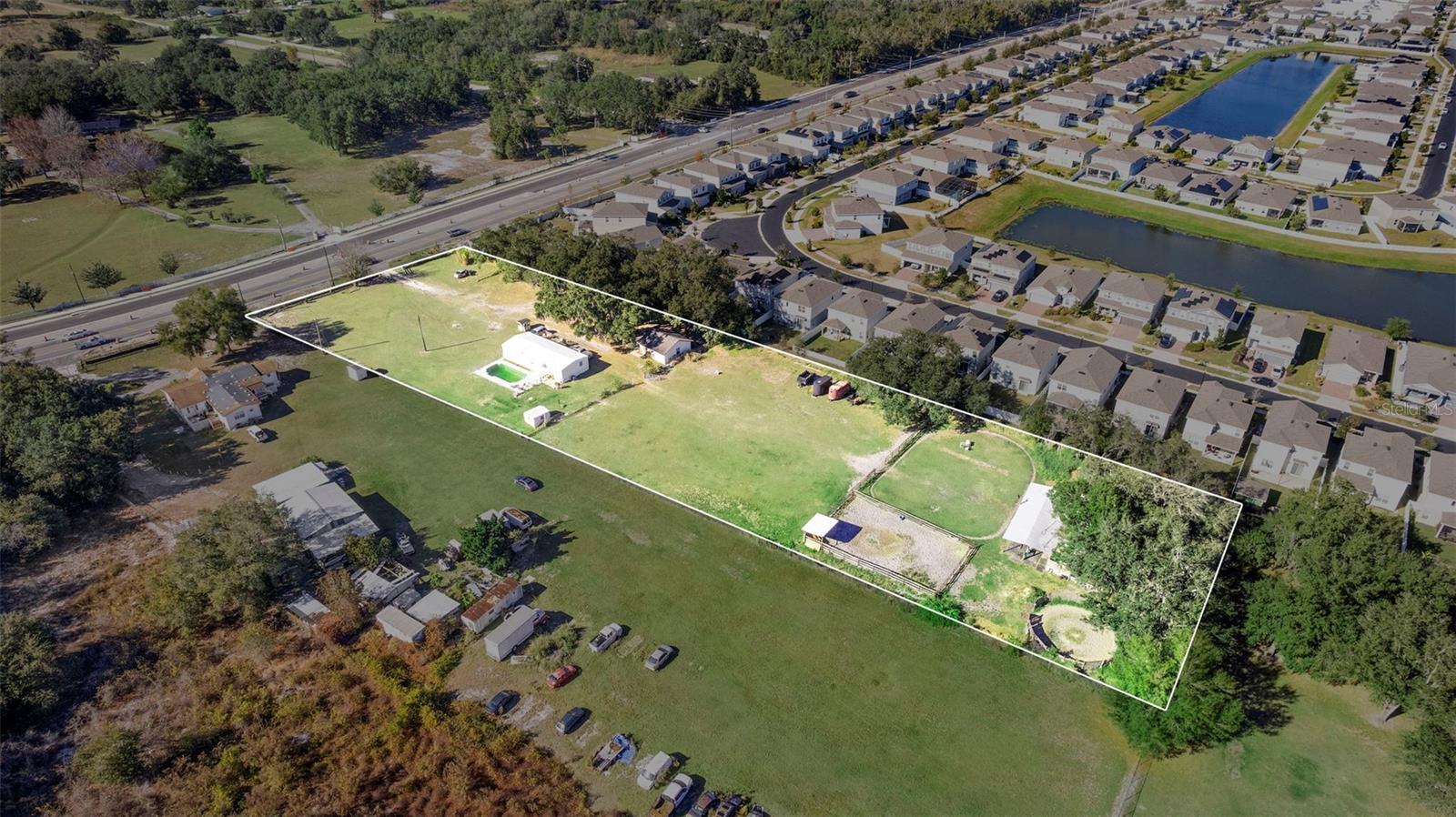 4320 BOGGY CREEK ROAD