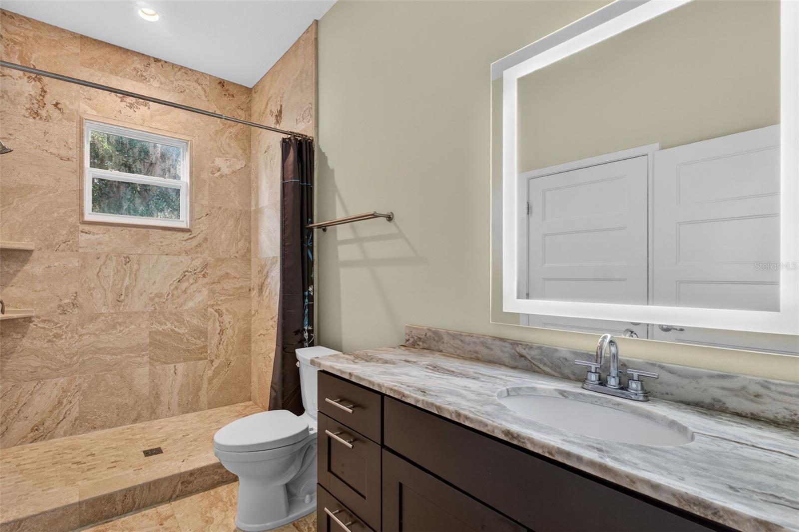 KNOLLWOOD PARK - Residential