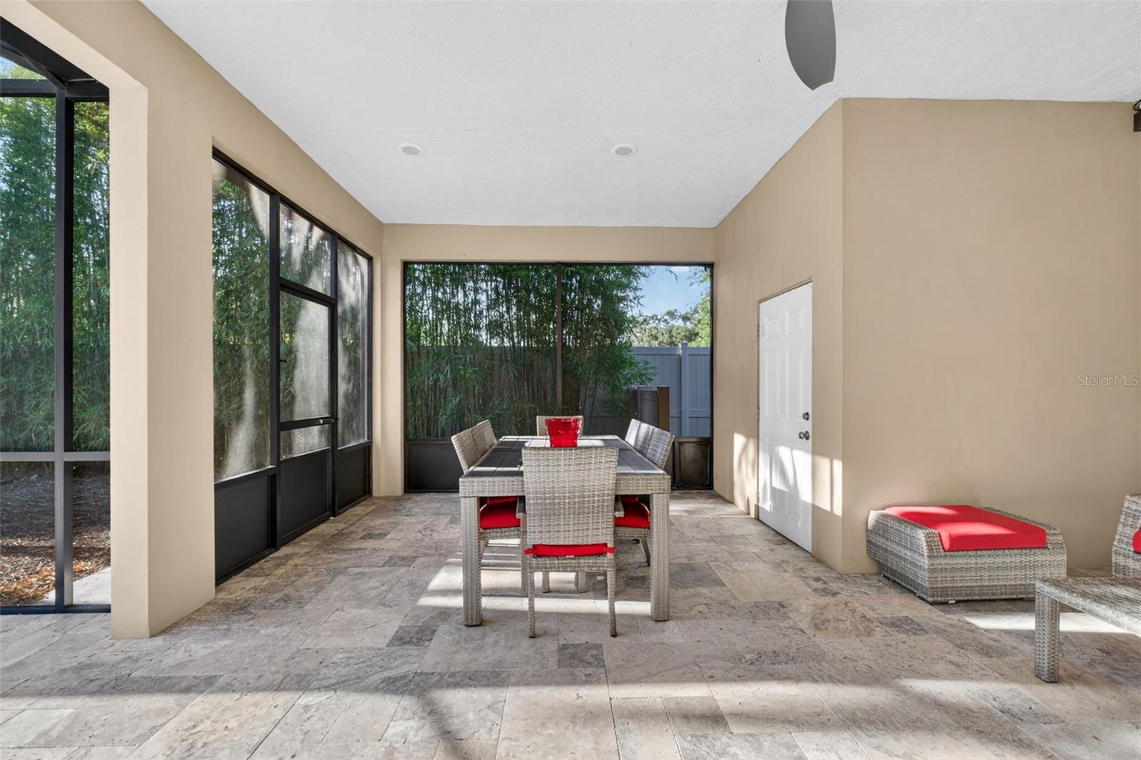 KNOLLWOOD PARK - Residential