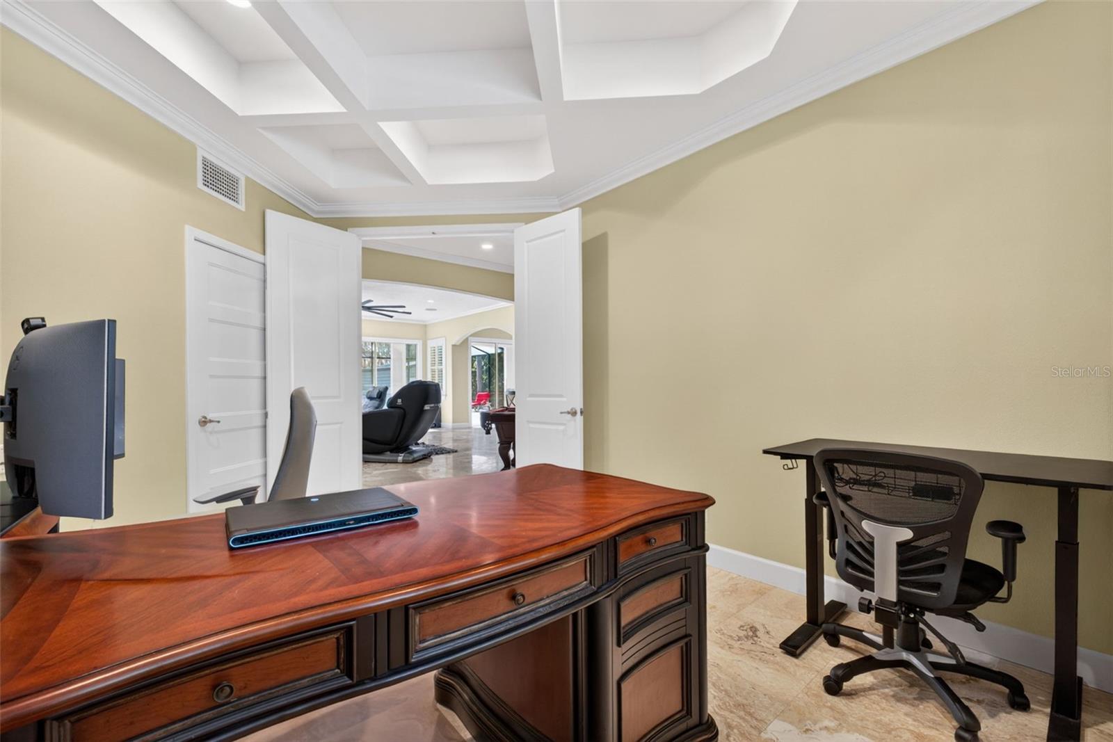 KNOLLWOOD PARK - Residential