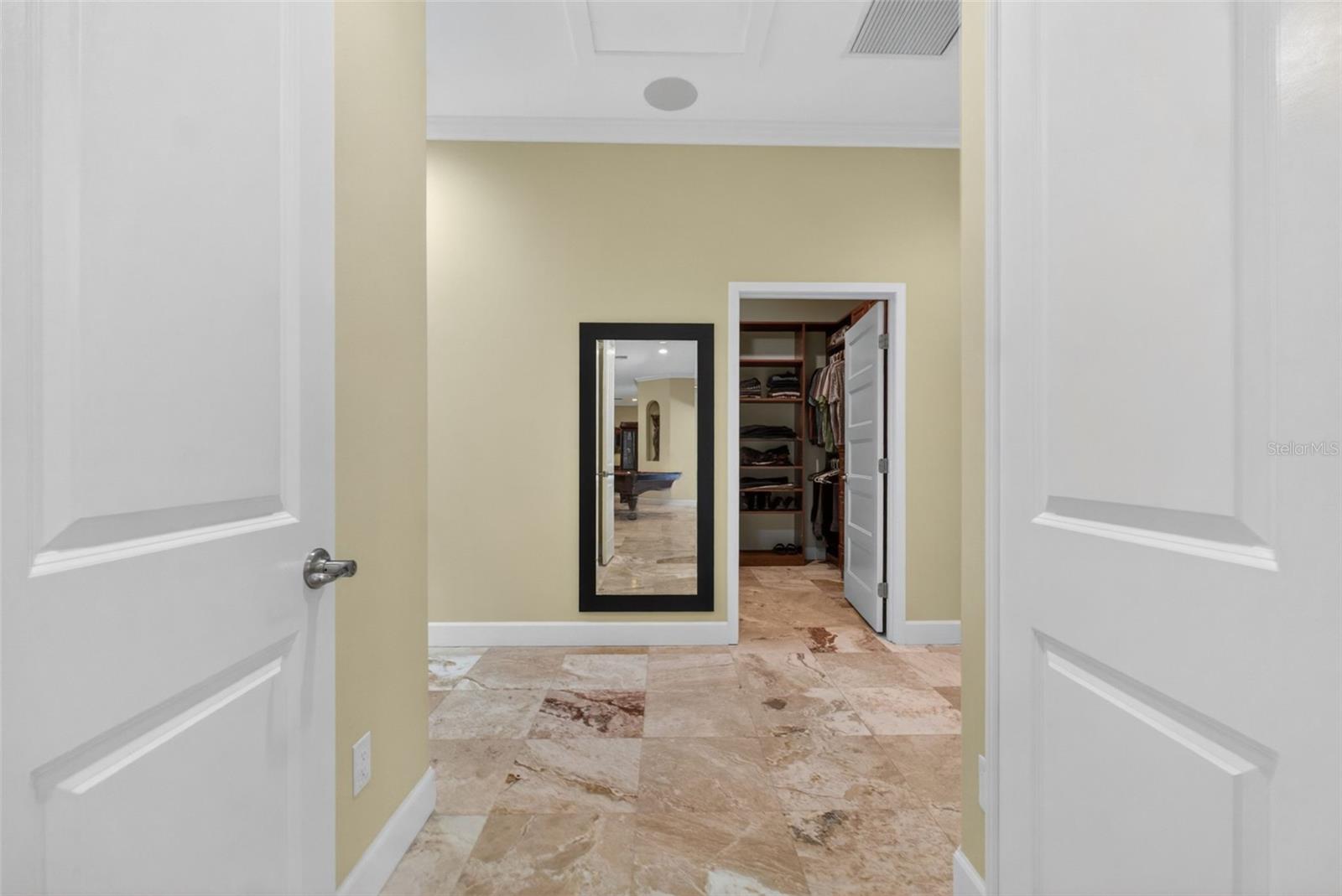 KNOLLWOOD PARK - Residential