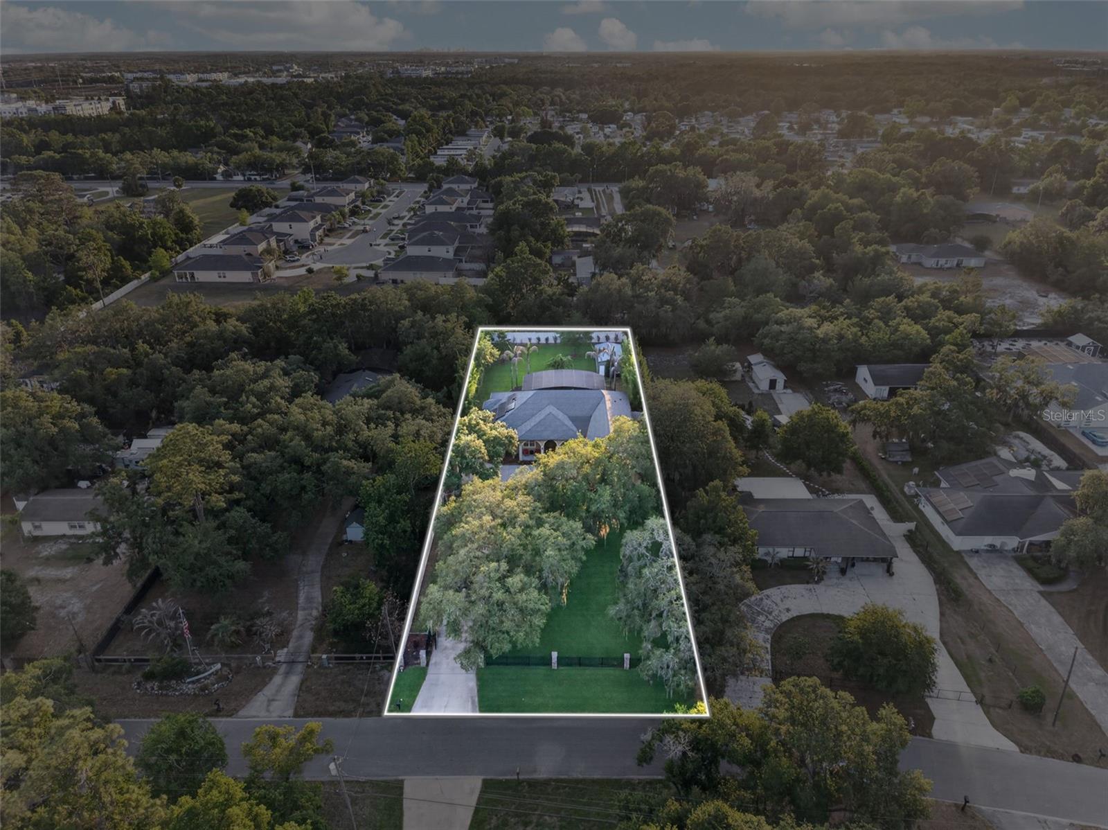 KNOLLWOOD PARK - Residential