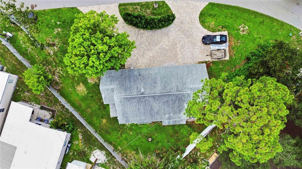 Photo of 1909 Buccaneer Drive, Sarasota, FL 34231 (MLS # A4700673)