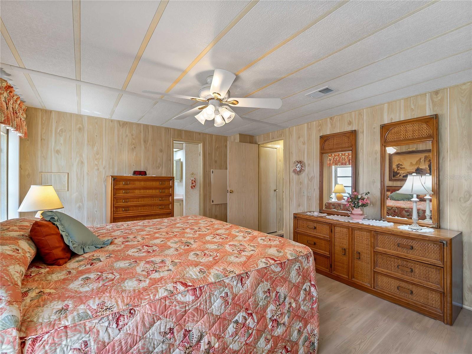 SANDALWOOD PARK - Residential