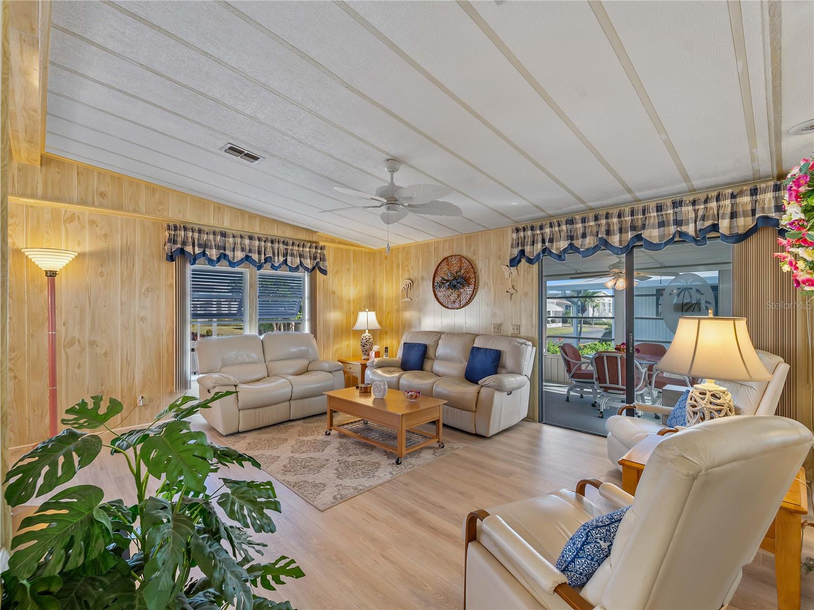 SANDALWOOD PARK - Residential