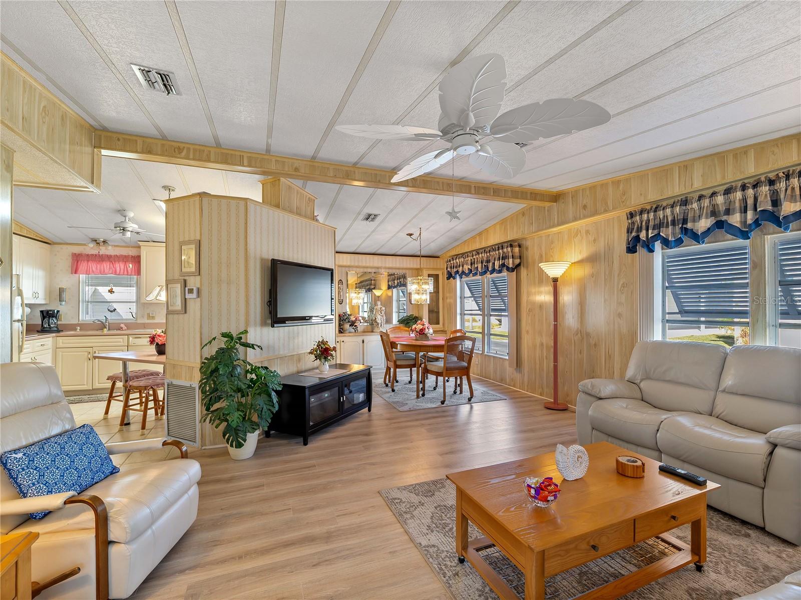 SANDALWOOD PARK - Residential