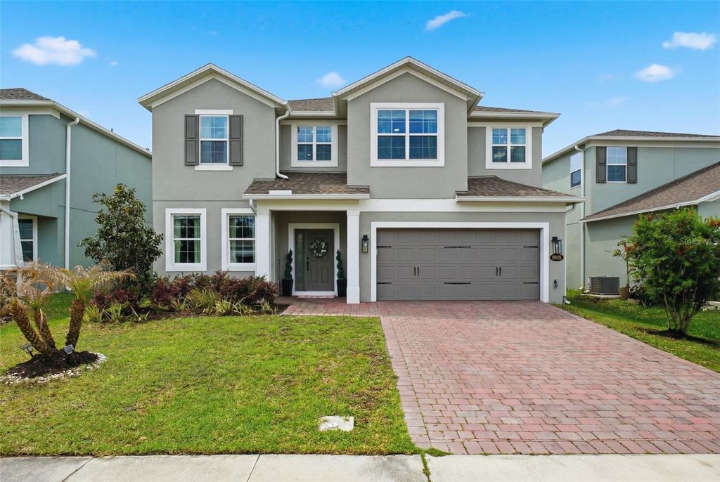 Photo of 5030 Shady Pines Drive, Saint Cloud, FL 34772 (MLS # O6395205)