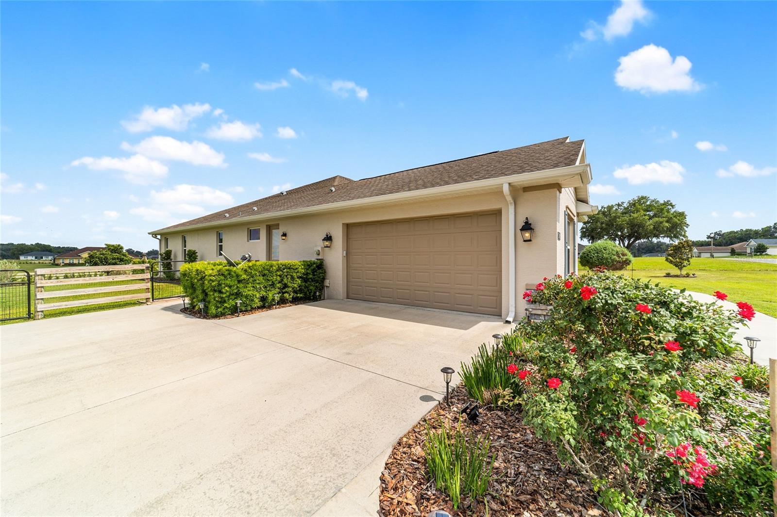 IRISH ACRES - Residential