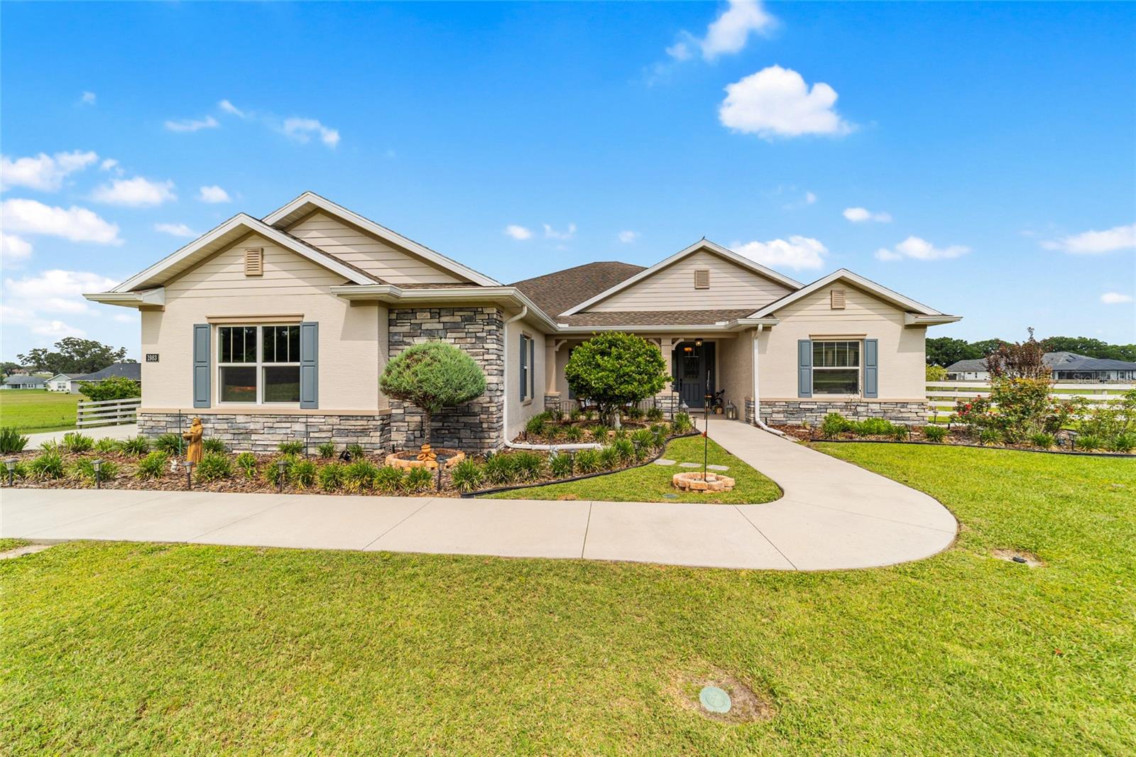 IRISH ACRES - Residential