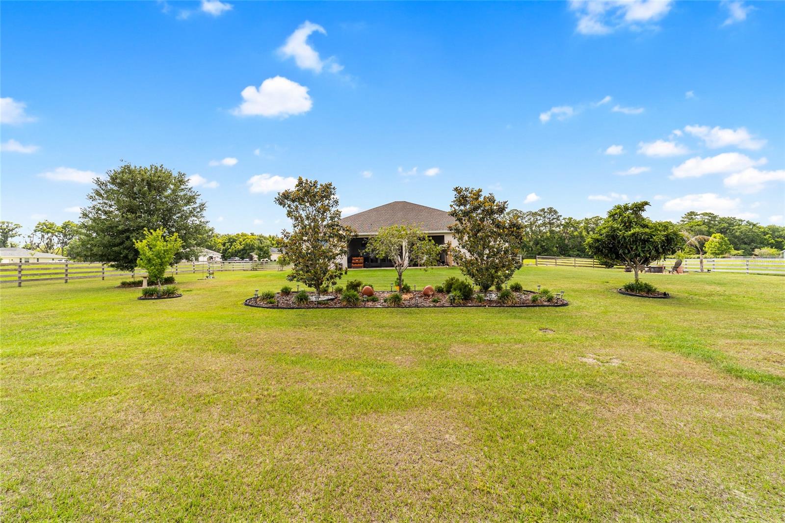 IRISH ACRES - Residential