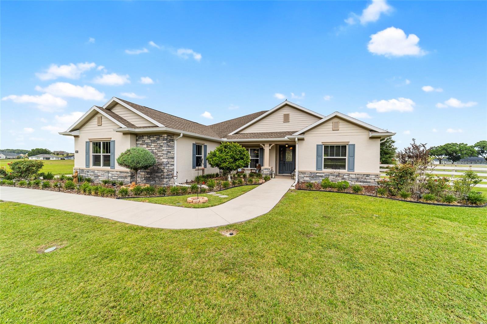 IRISH ACRES - Residential