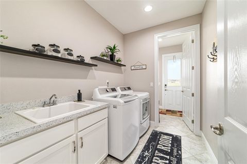 Tiny photo for 1983 NW 79th Loop, Ocala, FL 34475 (MLS # OM724488)