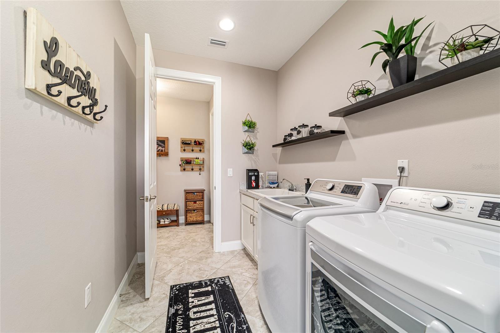 IRISH ACRES - Residential