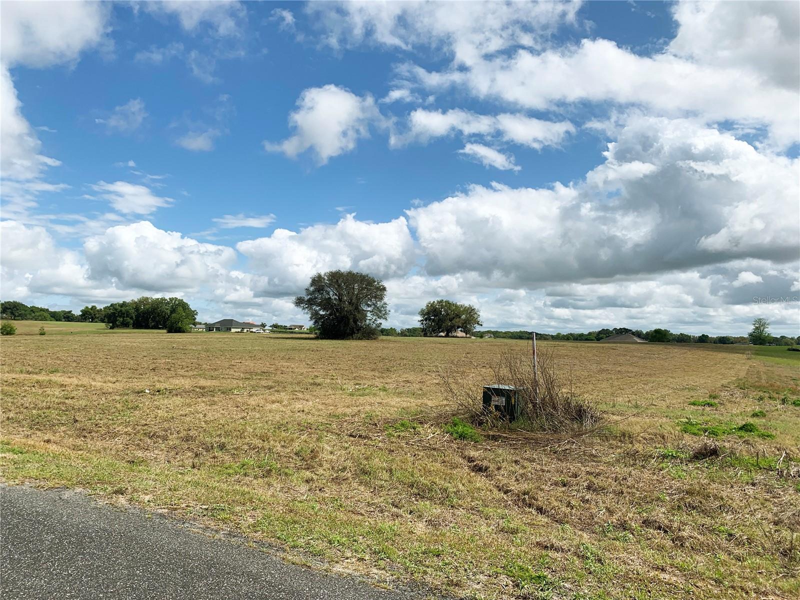 VISTA POINTE FARMS - Land