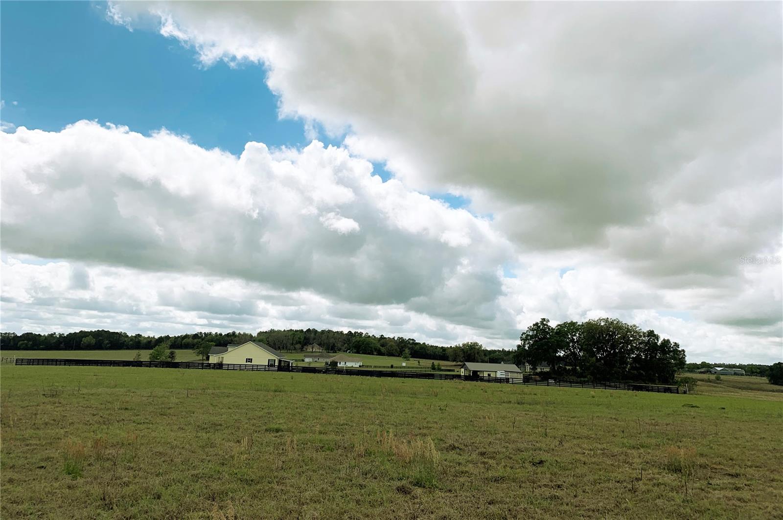 VISTA POINTE FARMS - Land