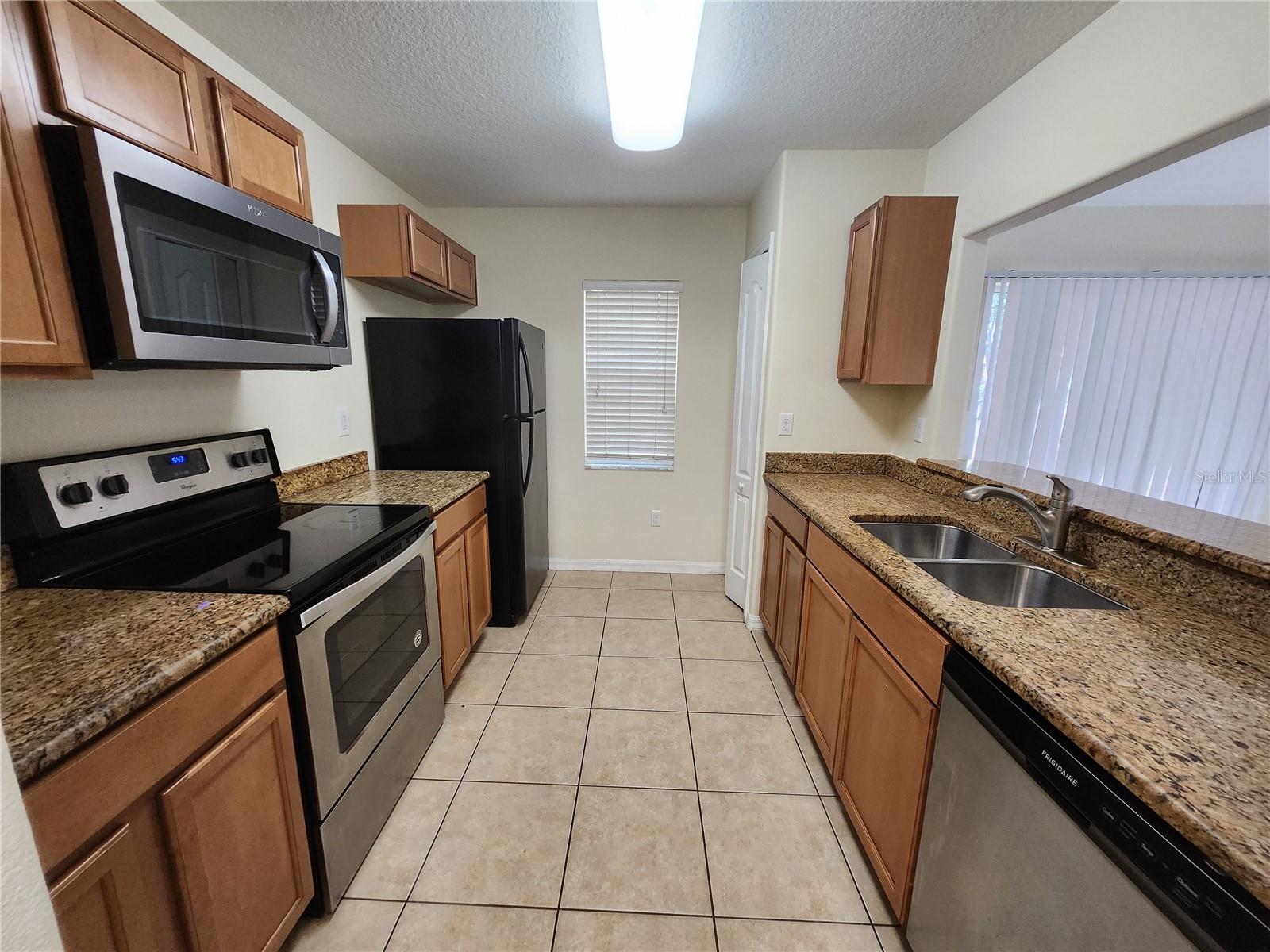 SUMMERFIELD VILLAGE 1 TR 2 - Residential Lease