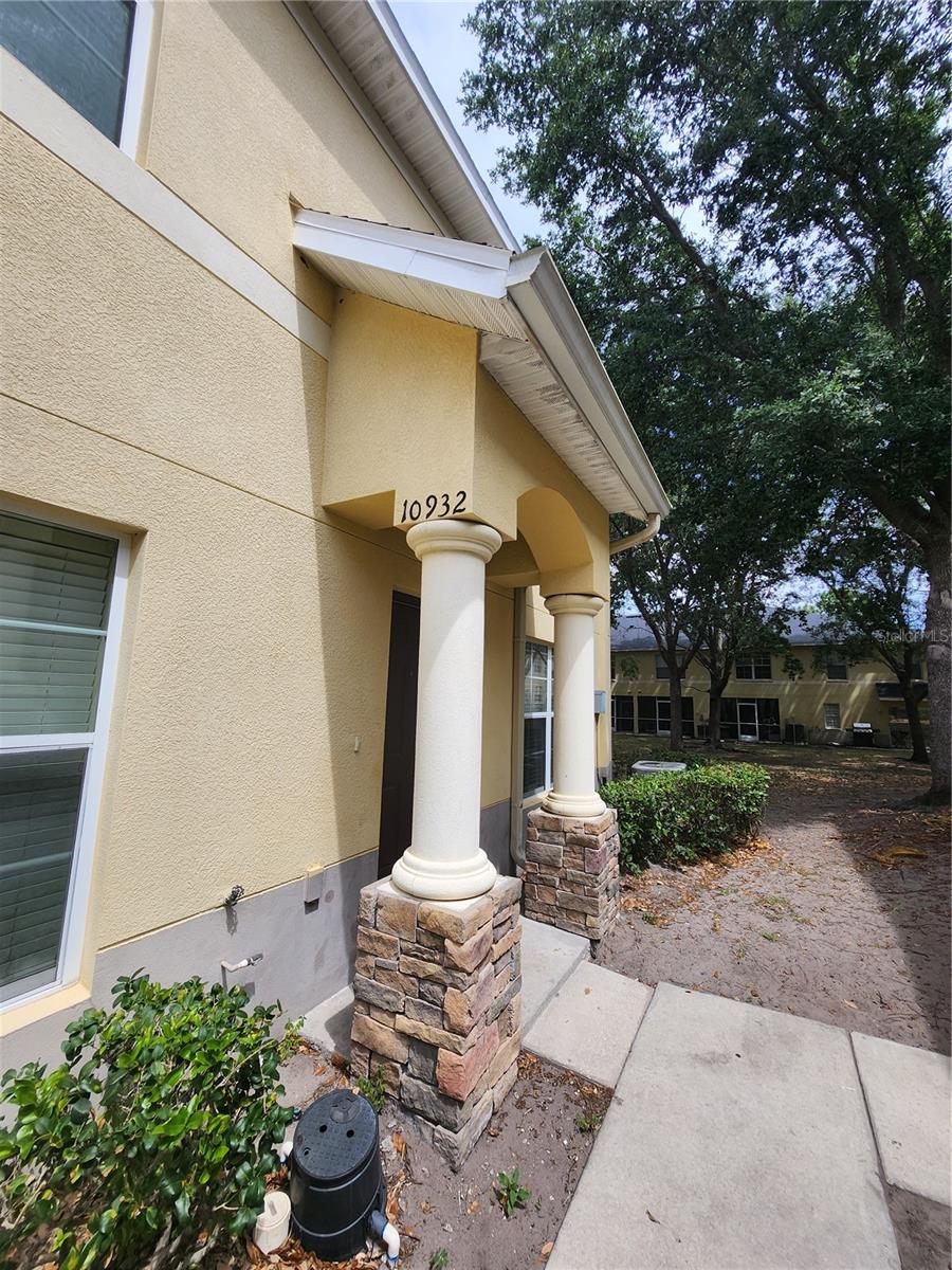 SUMMERFIELD VILLAGE 1 TR 2 - Residential Lease