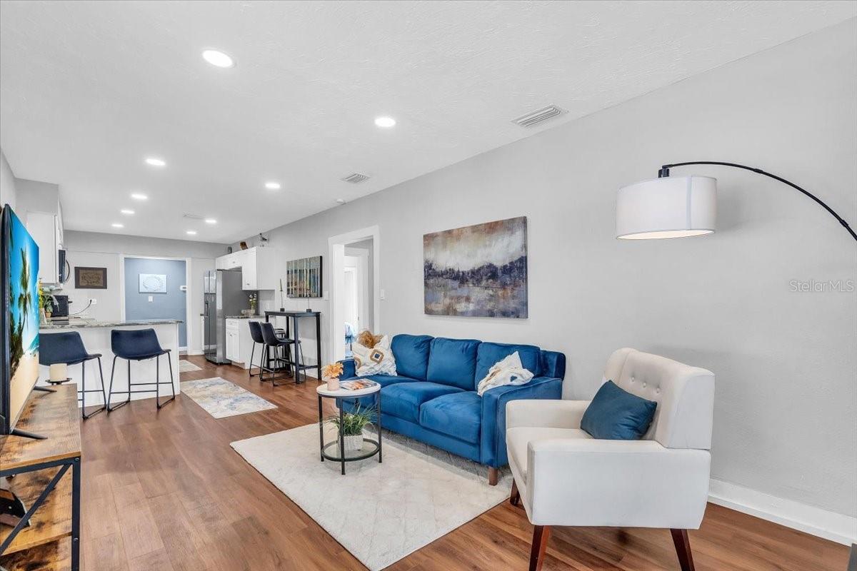 ROSEDALE - Residential