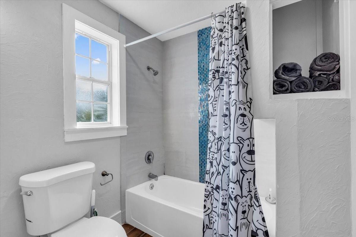 ROSEDALE - Residential