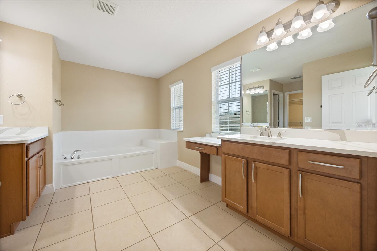 BLACK LAKE PRESERVE - Residential Lease