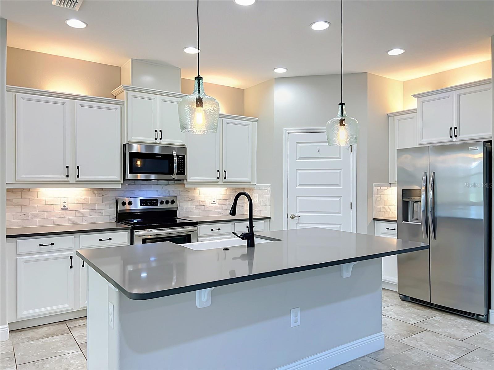 16131 HAMPTON CROSSING DRIVE
