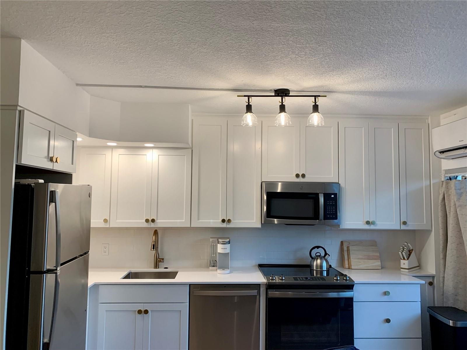 800 BAYWAY BOULEVARD 16