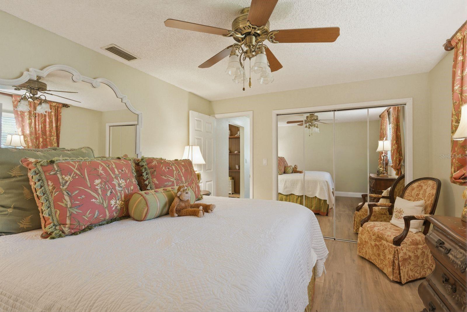 RAINBOW FARMS - Residential