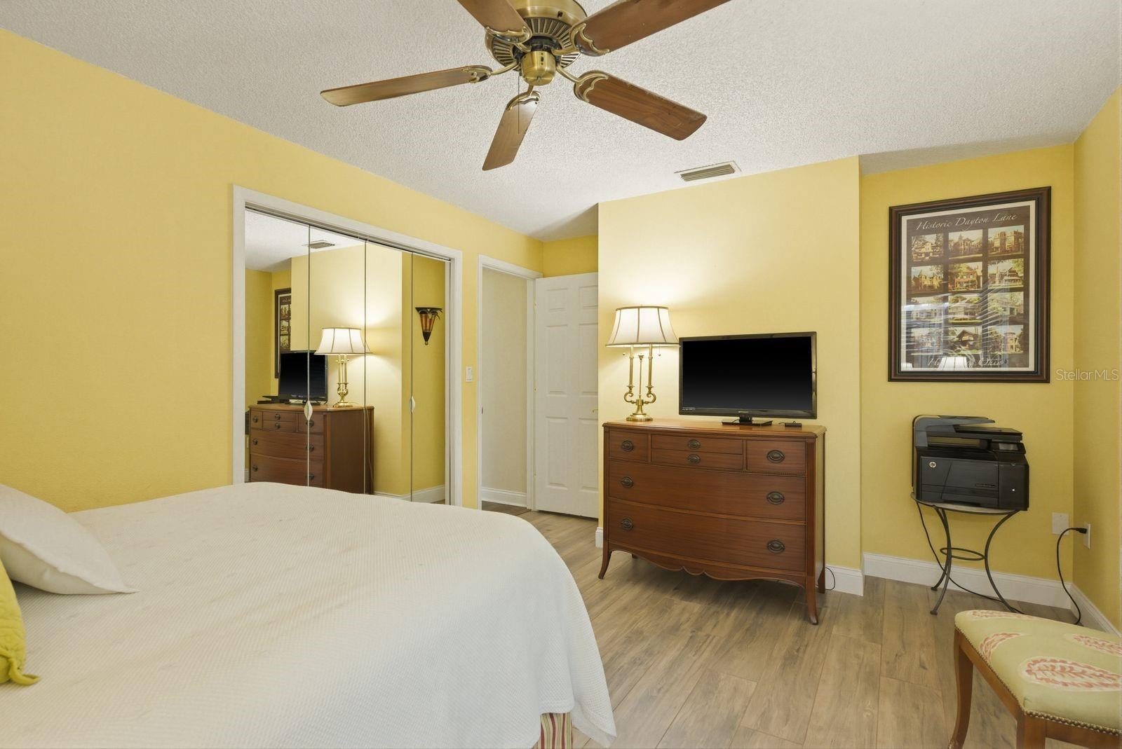 RAINBOW FARMS - Residential