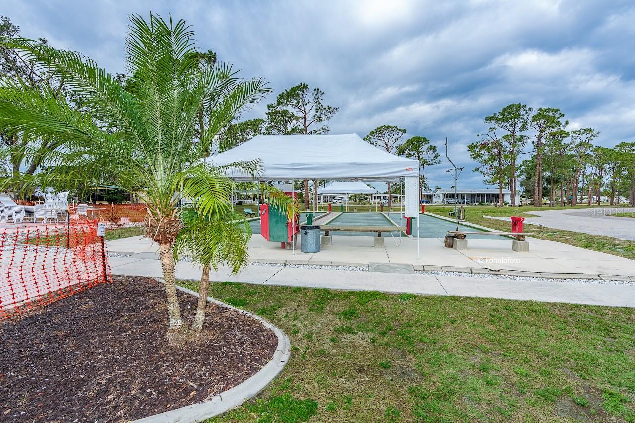 HOLIDAY PARK - Residential