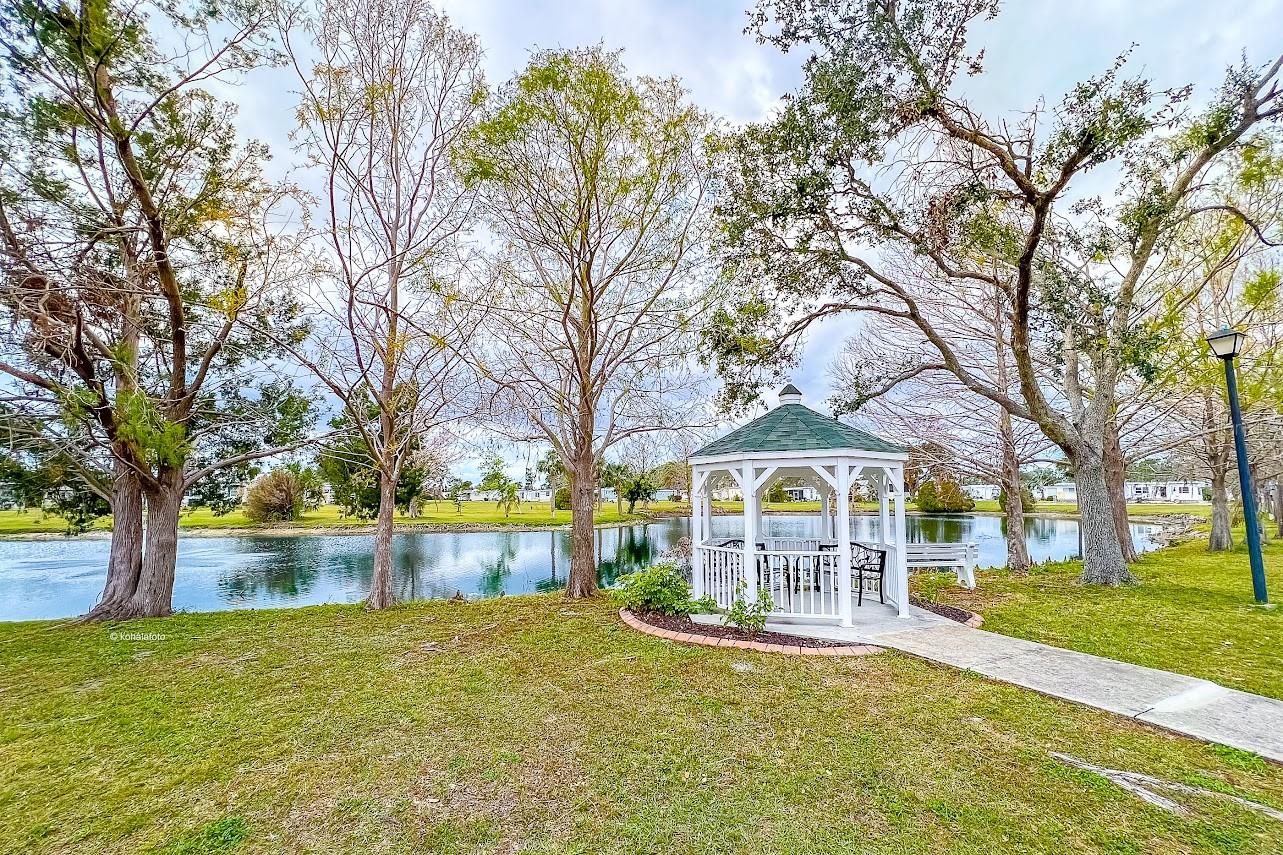 HOLIDAY PARK - Residential
