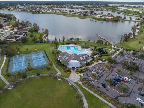 A home in LAKELAND