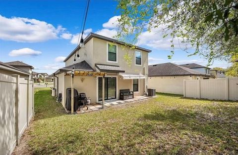 A home in LAKELAND