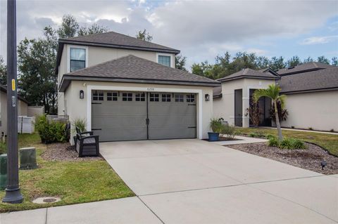 A home in LAKELAND