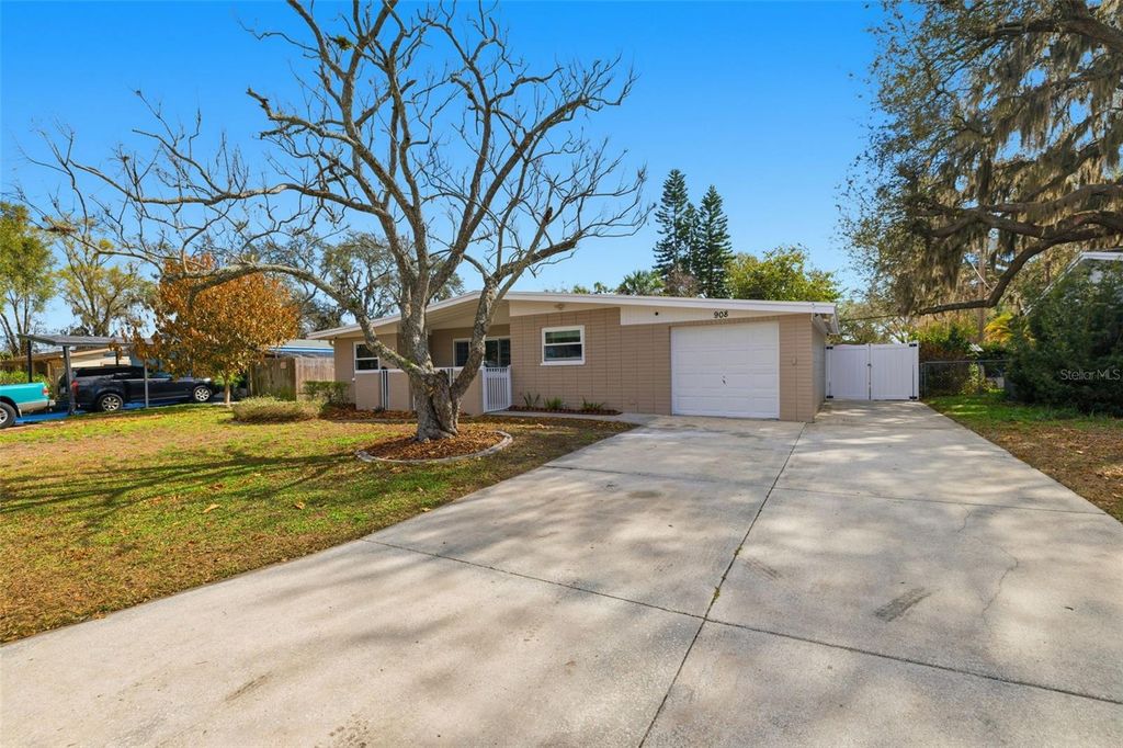 Photo of 908 Hardy Drive, Tampa, FL 33613 (MLS # TB8476832)