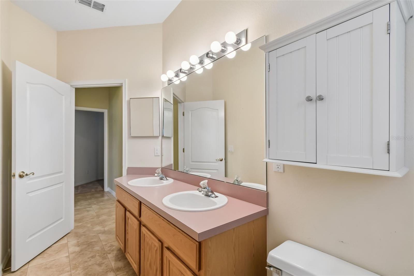 SAND LAKE COVE PH 02 - Residential