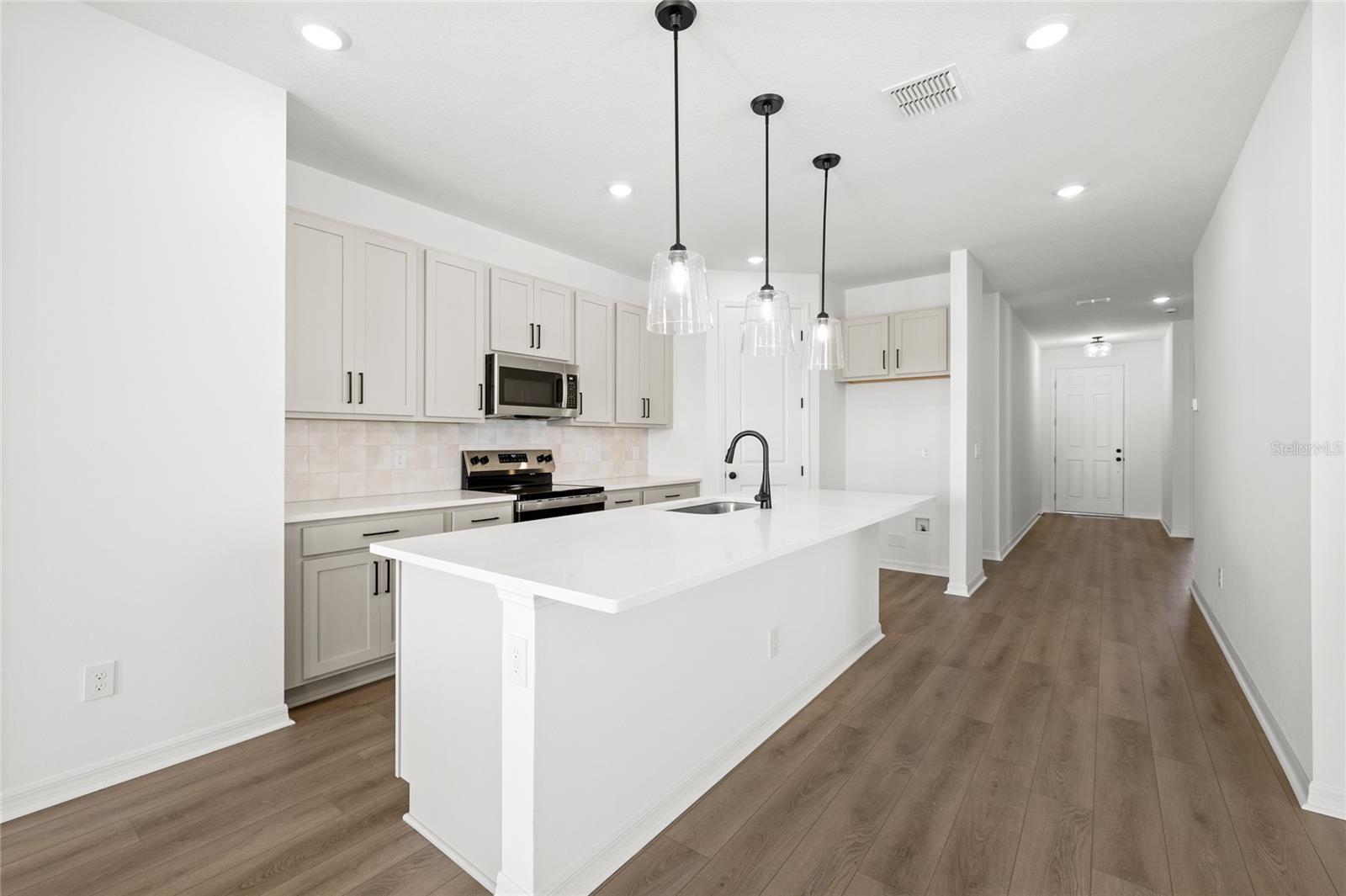 HAWKS RUN - Residential