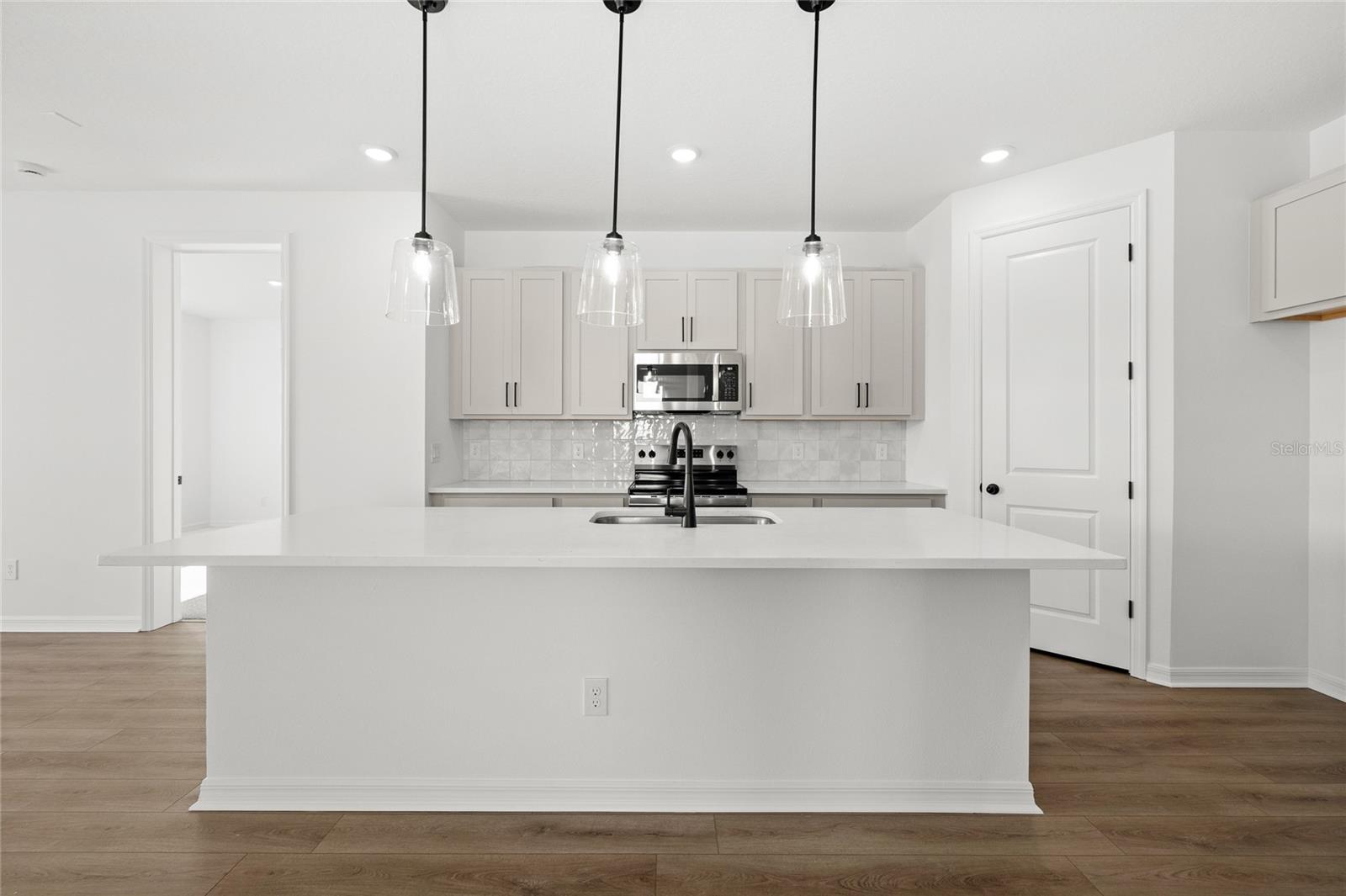 HAWKS RUN - Residential