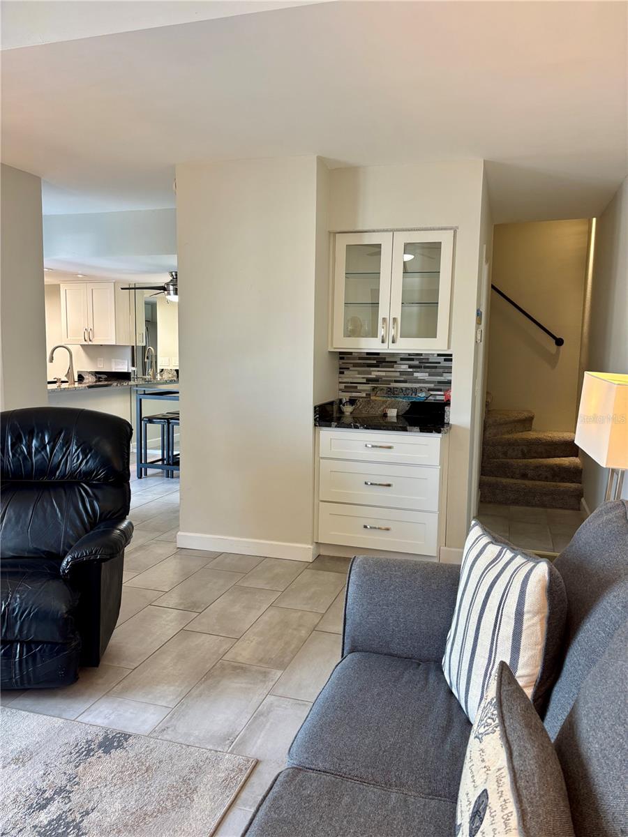 179 MEDALLION BOULEVARD E