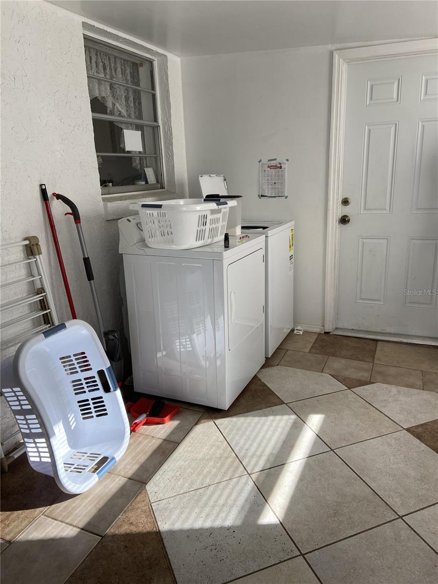 DELTONA LAKES UNIT 35 - Residential