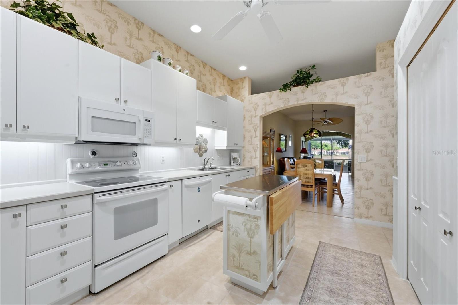 BOBCAT VILLAS, PH 2 - Residential