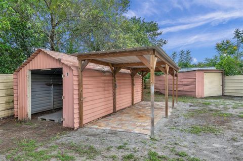 A home in TAMPA