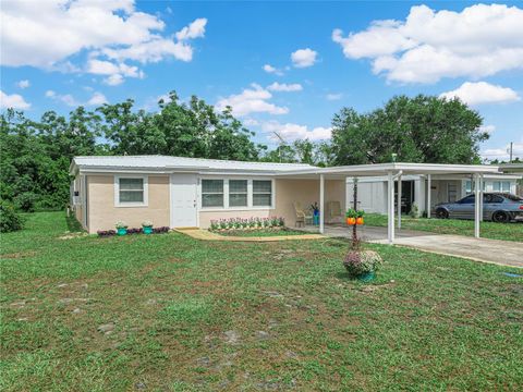 Photo of 92 Yale Avenue, Frostproof, FL 33843 (MLS # P4936573)